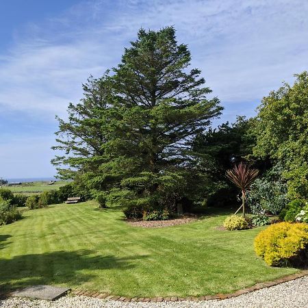Cosy, Coastal Retreat With A Large Garden Vila Monreith Exterior foto