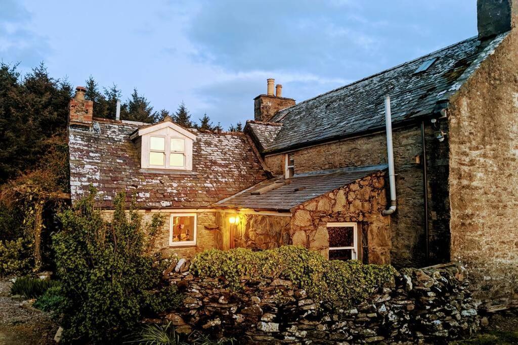 Cosy, Coastal Retreat With A Large Garden Vila Monreith Exterior foto