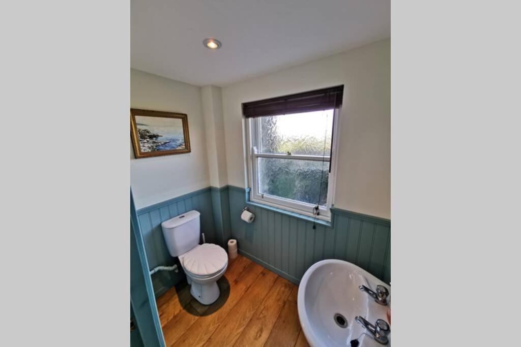 Cosy, Coastal Retreat With A Large Garden Vila Monreith Exterior foto