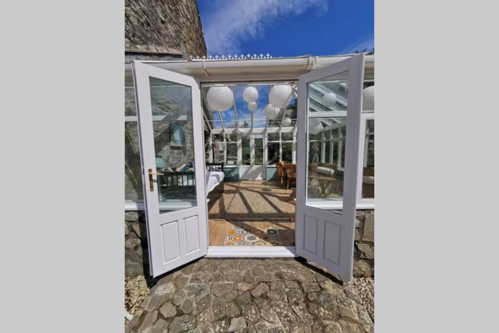 Cosy, Coastal Retreat With A Large Garden Vila Monreith Exterior foto